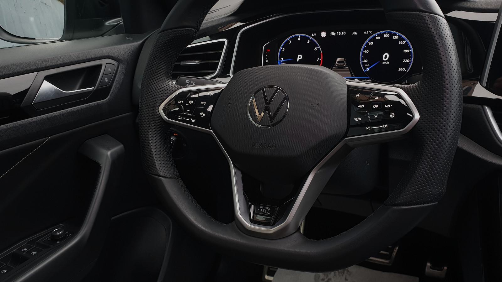 Volkswagen T-Roc 1.5 TSI DSG R-Line