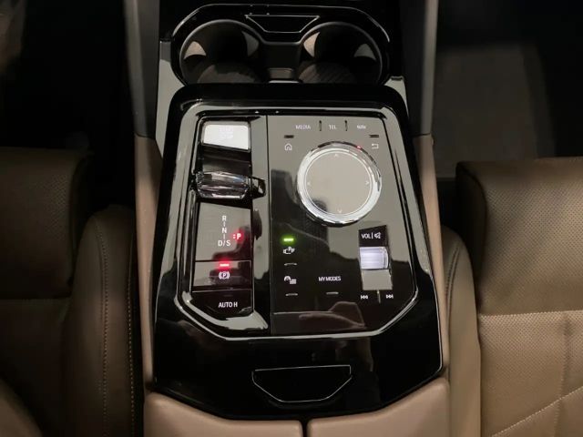 BMW 520 520d M-Sport Sedan