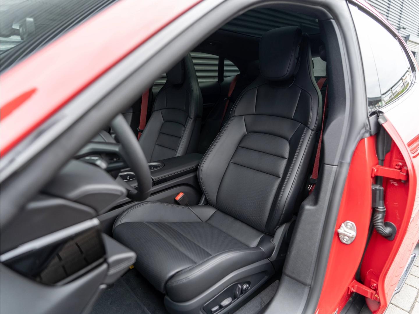 Porsche Taycan Sport Turismo