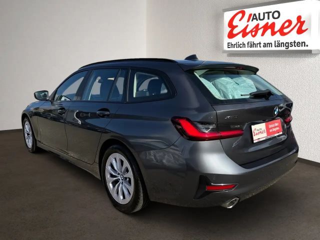 BMW 320 320d Touring xDrive