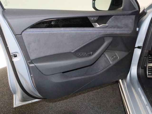 Volkswagen Passat 2.0 TDI 4Motion R-Line