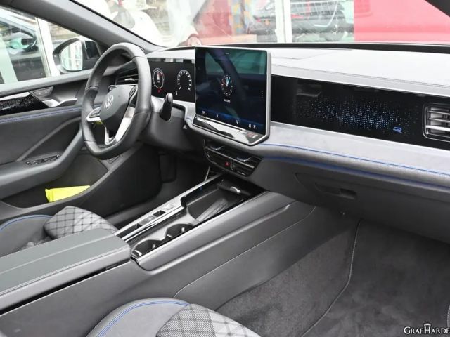 Volkswagen Passat 2.0 TDI 4Motion R-Line