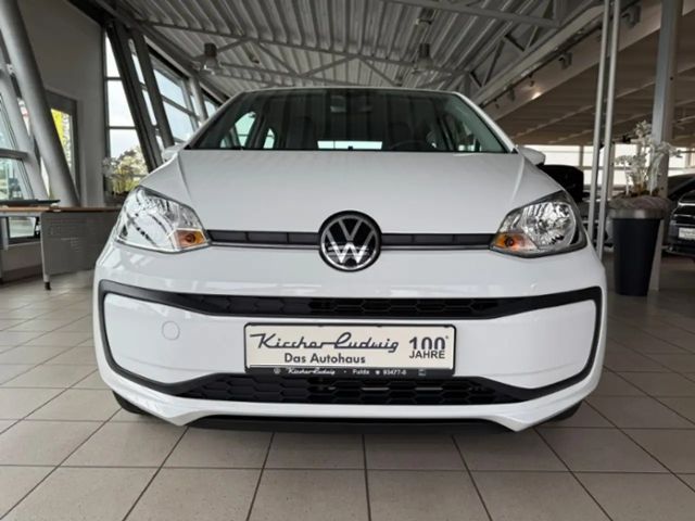 Volkswagen up! Move Move up!