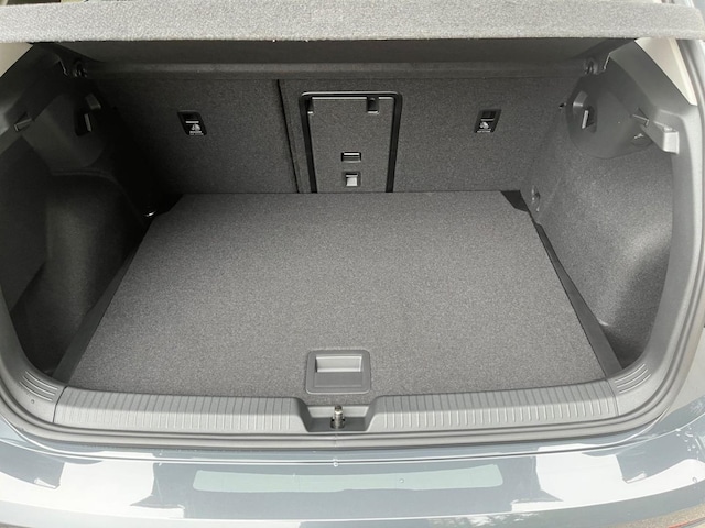 Volkswagen Golf 2.0 TDI DSG Golf VIII Style