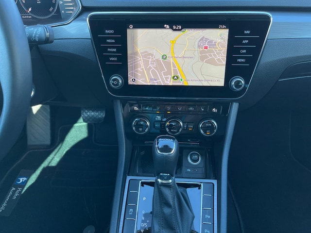 Skoda Superb 2.0 TDI Combi Style Style