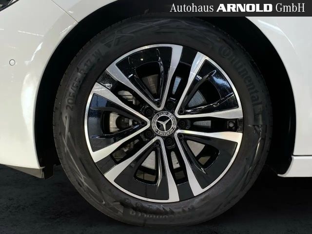 Mercedes-Benz B 200 Progressive Sedan