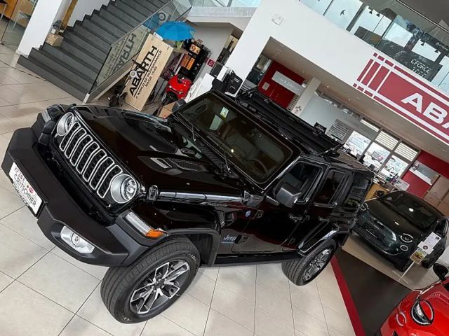 Jeep Wrangler 4xe Sahara