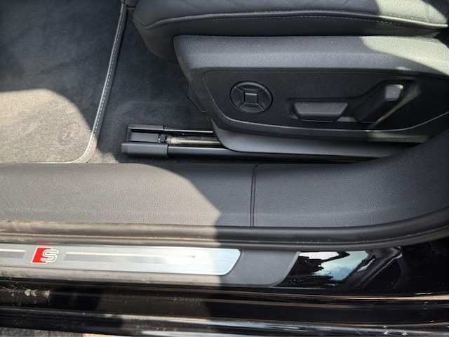 Audi S6 Avant Quattro