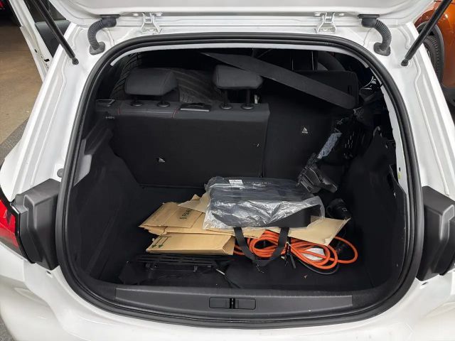 Peugeot E-208 Active Pack