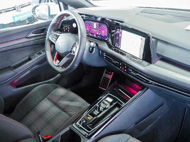 Volkswagen Golf 2.0 TSI GTI