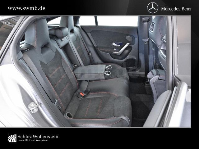 Mercedes-Benz CLA 180 AMG Line Shooting Brake