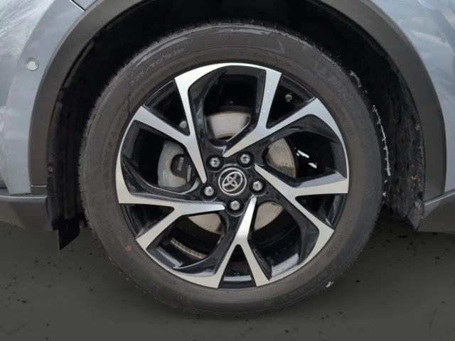 Toyota C-HR Hybride Team D