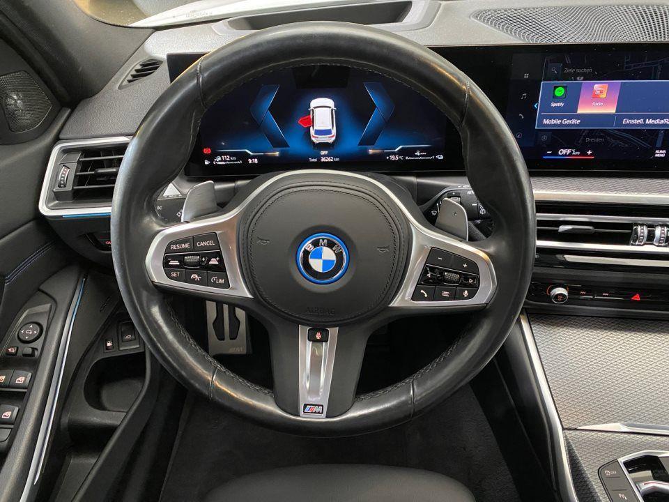 BMW 330 330e Touring