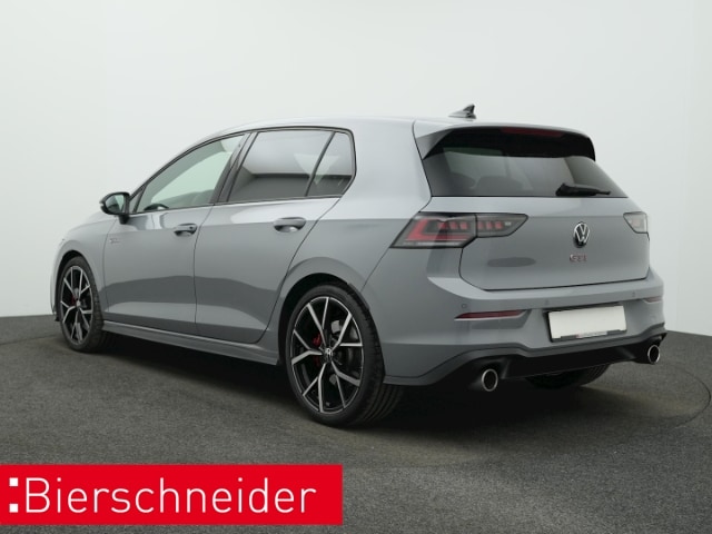 Volkswagen Golf 2.0 TSI