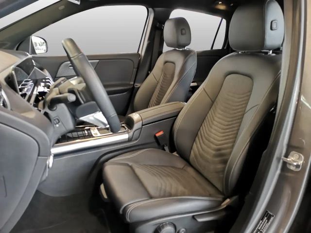 Mercedes-Benz GLA 180 Progressive