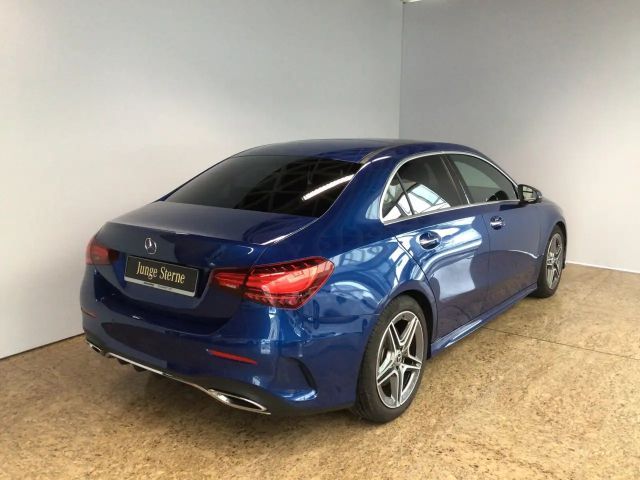 Mercedes-Benz A 250 4MATIC AMG Line Premium