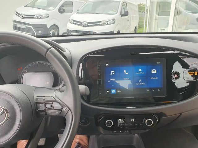 Toyota Aygo X Business Hatchback