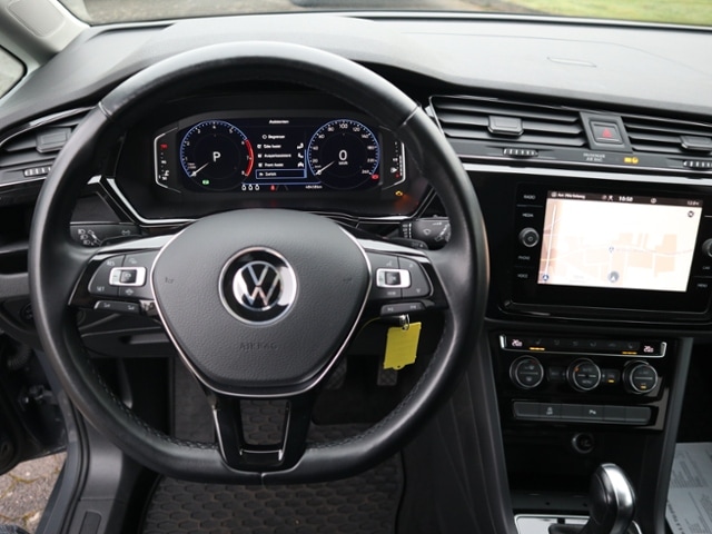 Volkswagen Touran 1.5 TSI DSG