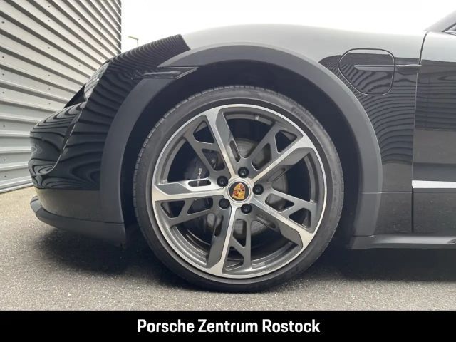 Porsche Taycan 4 Cross Turismo
