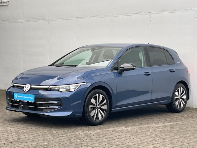 Volkswagen Golf 1.5 eTSI DSG Golf VIII IQ.Drive