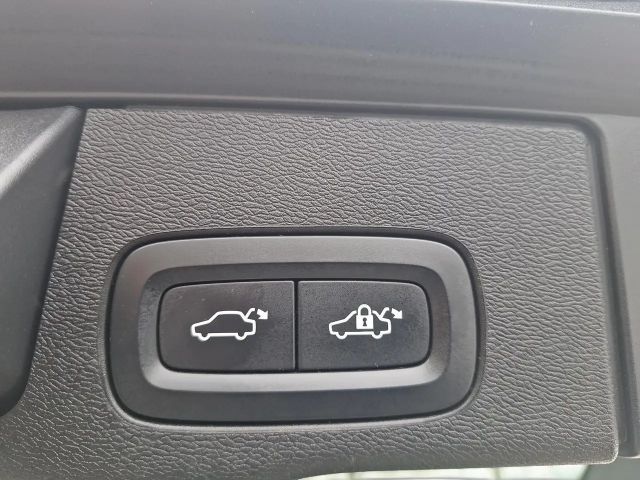 Volvo XC60 AWD Momentum