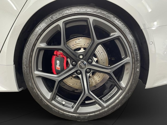 Audi A6 e-tron Avant Performance Quattro