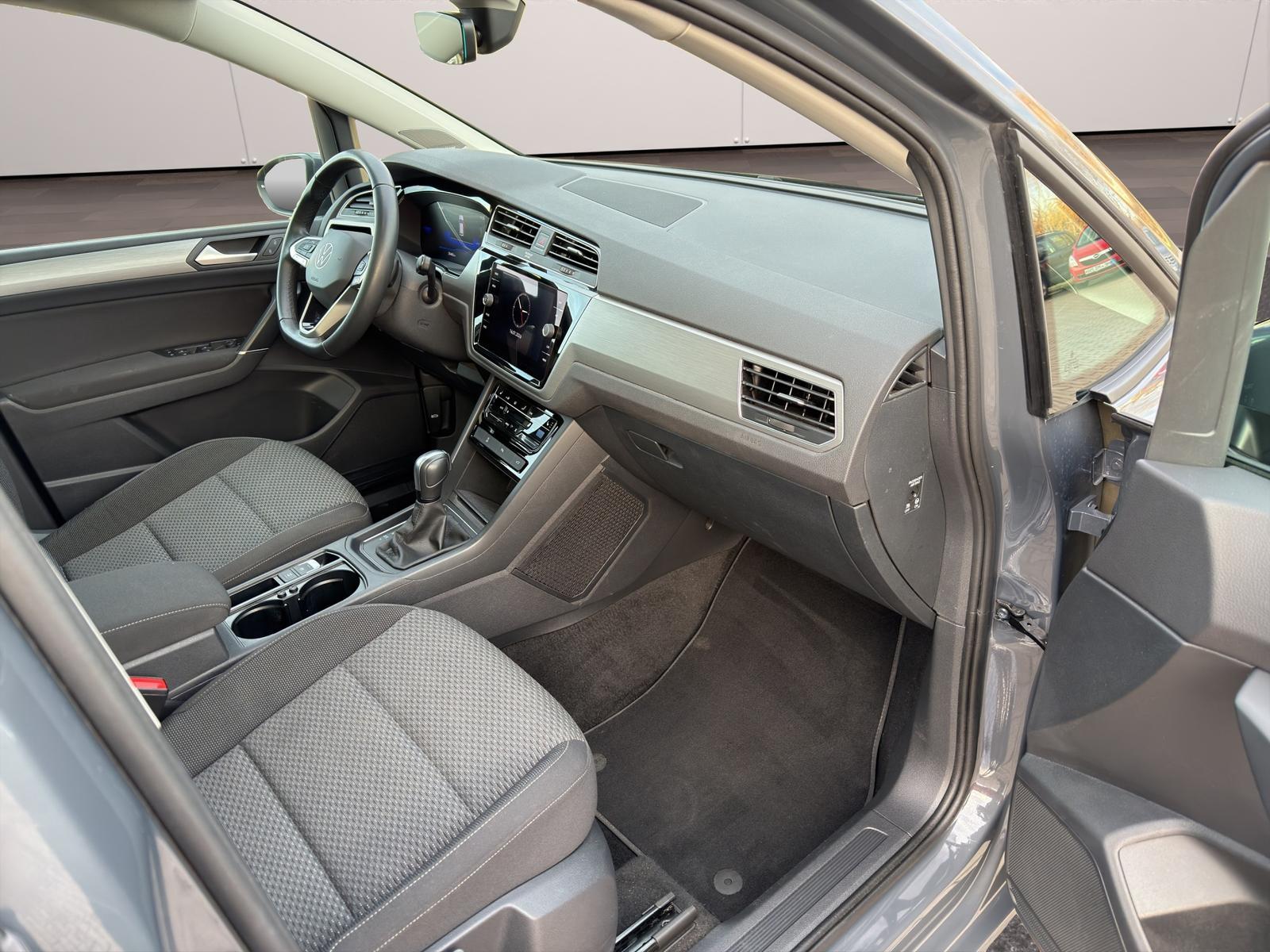 Volkswagen Touran 1.5 TSI Comfortline