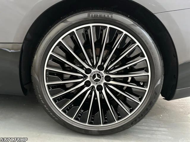 Mercedes-Benz CLE 300 4MATIC AMG Line Coupé