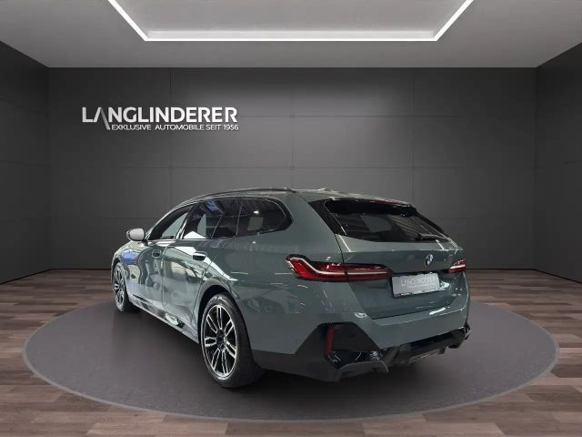 BMW 520 520d M-Sport Touring