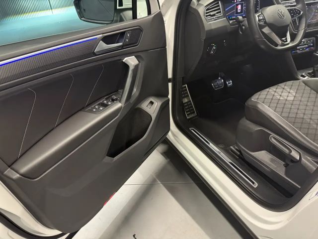 Volkswagen Tiguan Plus R-Line