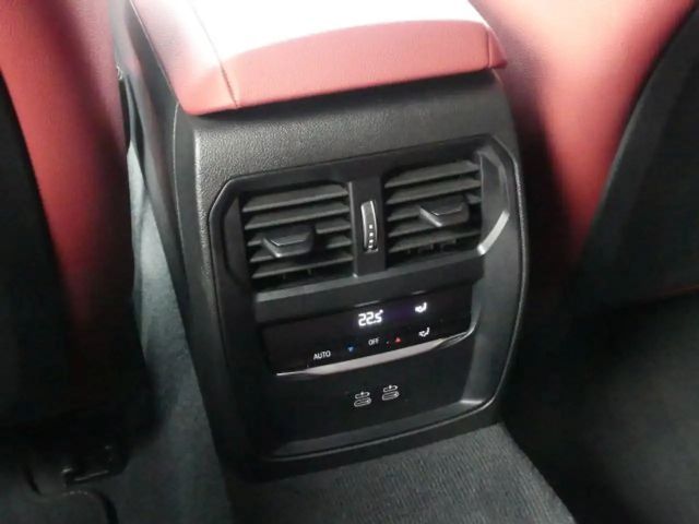 BMW 330 330e Touring