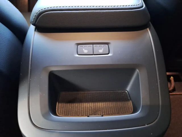 Volvo XC60 AWD Dark Plus