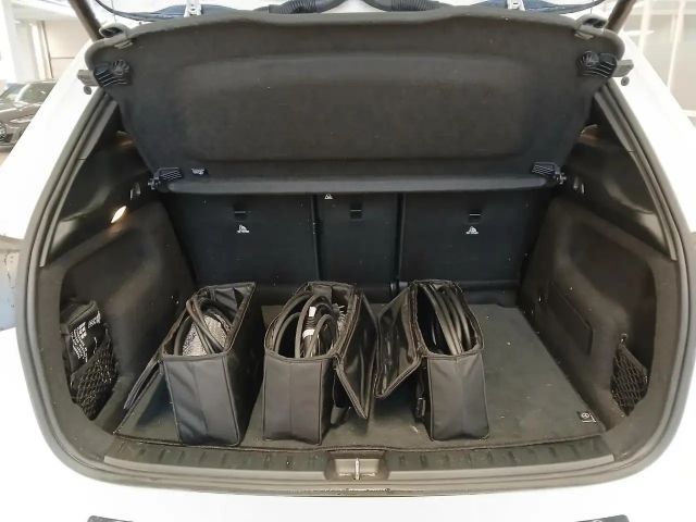 Mercedes-Benz GLA 250 AMG Line