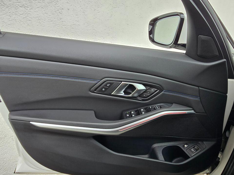 BMW 330 330e Touring