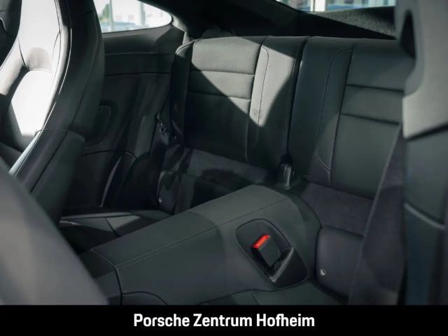 Porsche 992 Carrera Coupé