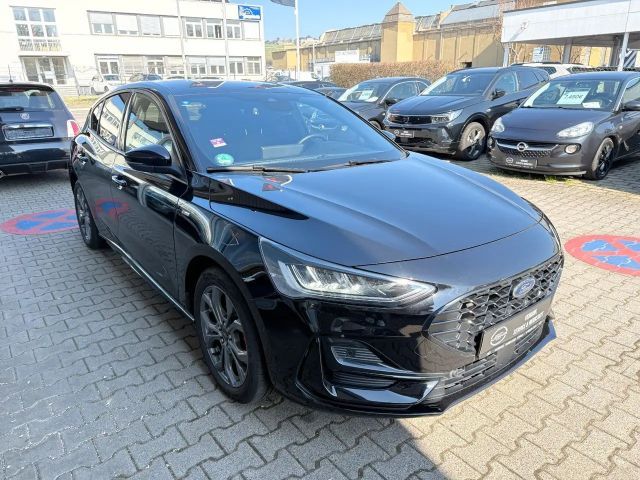 Ford Focus Limited ST Line