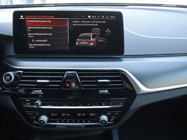 BMW 530 530e M-Sport Touring xDrive