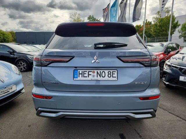 Mitsubishi Outlander 4WD