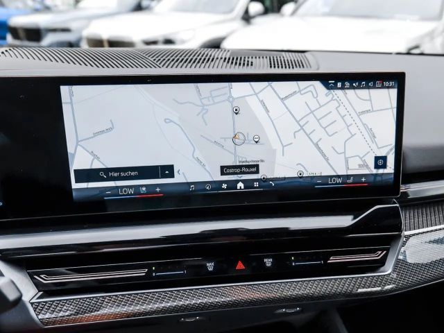 BMW 520 520i M-Sport Sedan