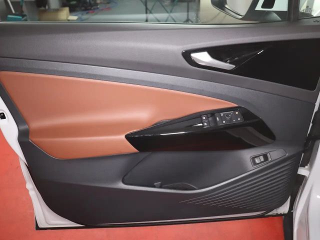 Volkswagen ID.5 150 kW 77 KWh Pro