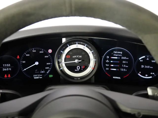 Porsche 992 4 Cabrio GTS Targa