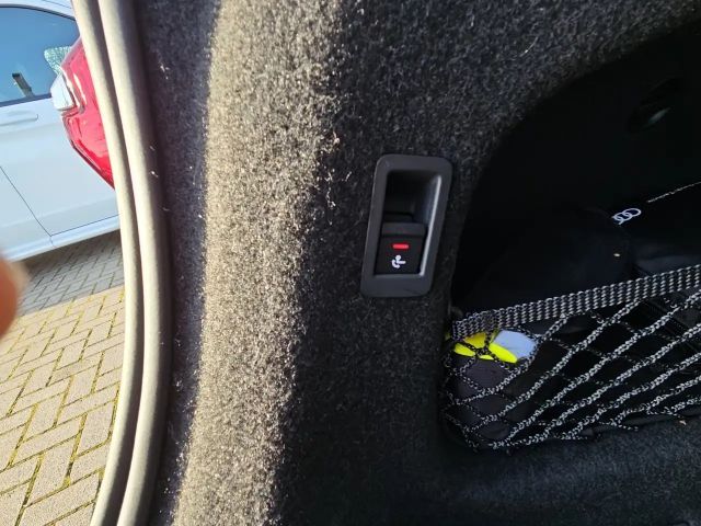 Audi S6 Quattro Sedan