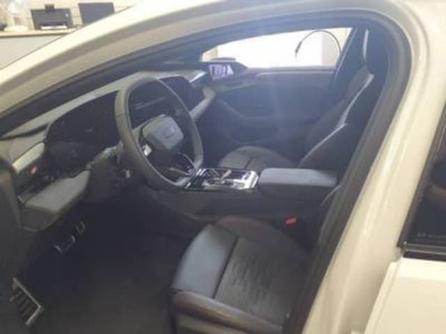 Audi A6 e-tron Avant Quattro