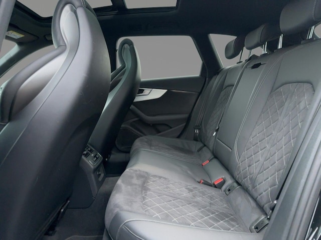 Audi S4 Avant Quattro