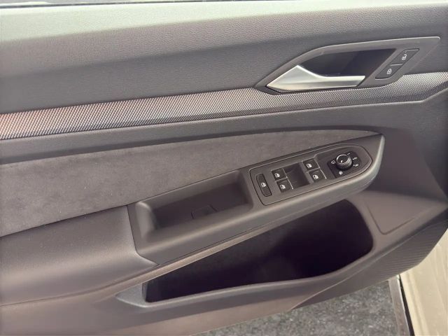 Volkswagen Golf DSG Sport