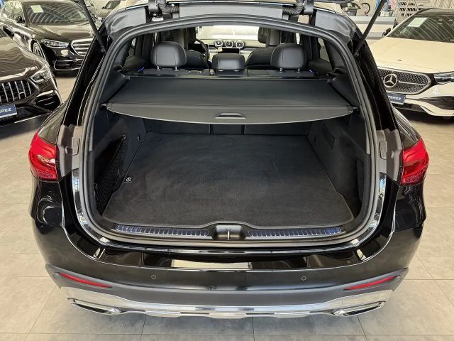 Mercedes-Benz GLC 300 4MATIC AMG Line Premium