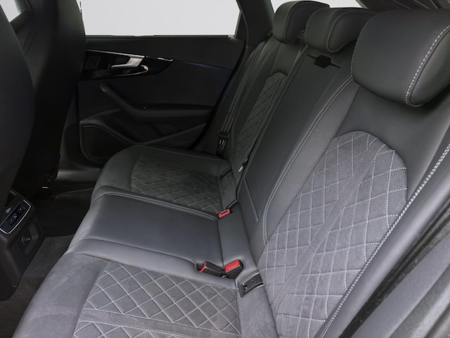 Audi A4 40 TFSI Avant S-Line S-Tronic