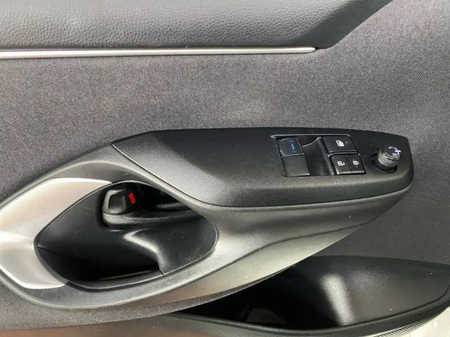 Toyota Yaris 1.0 VVT-i Comfort Hatchback