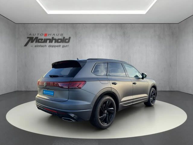 Volkswagen Touareg R-Line Style