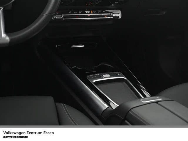 Mercedes-Benz B 180 Progressive